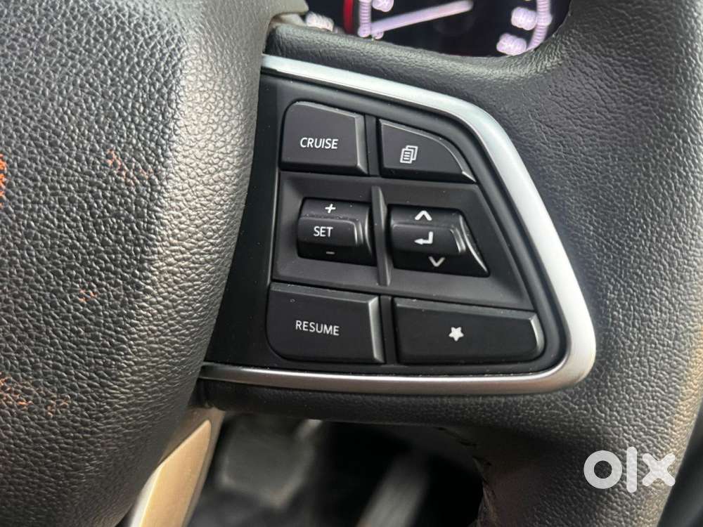 Mahindra Scorpio-n 2.0 Z8 L Petrol At 6 Str, 2025, Petrol