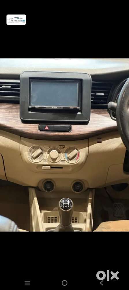 Maruti Suzuki Ertiga 1.5 Vxi, 2021, Petrol