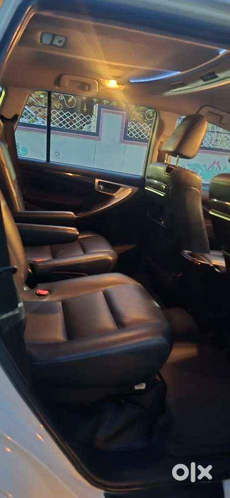 Toyota Innova Crysta 2.4 2023