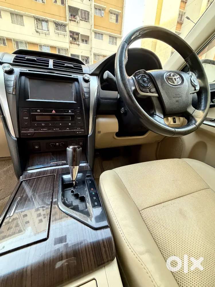 Toyota Camry 2016 Petrol Well Maintained