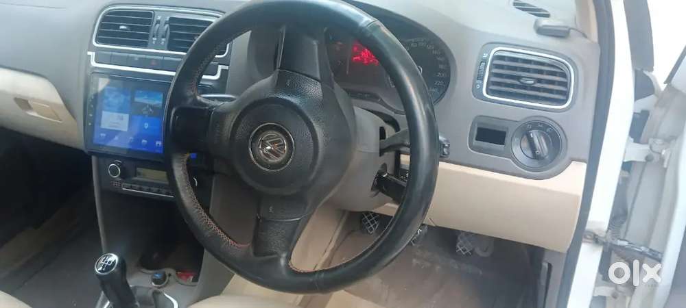 Volkswagen Vento 2012 Petrol Highline
