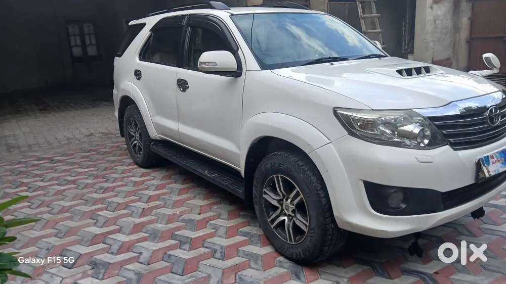 Toyota Fortuner Diesel 2013