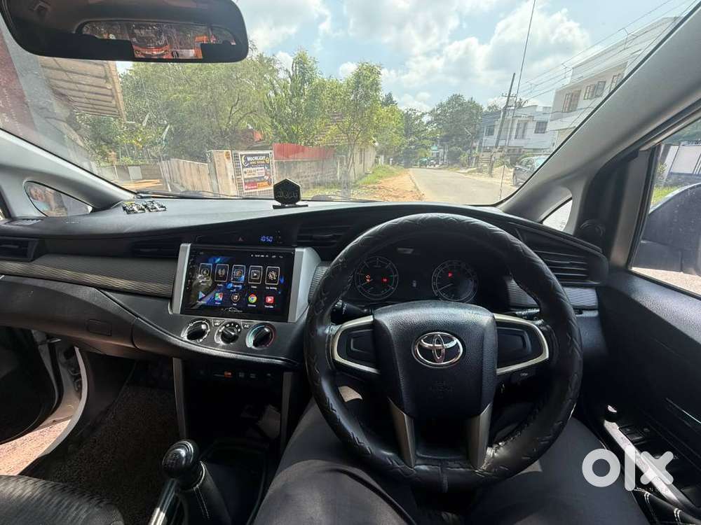 Toyota Innova Crysta 2017