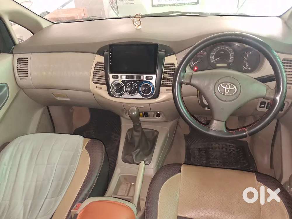 Toyota Innova 2010 Diesel Well Maintained