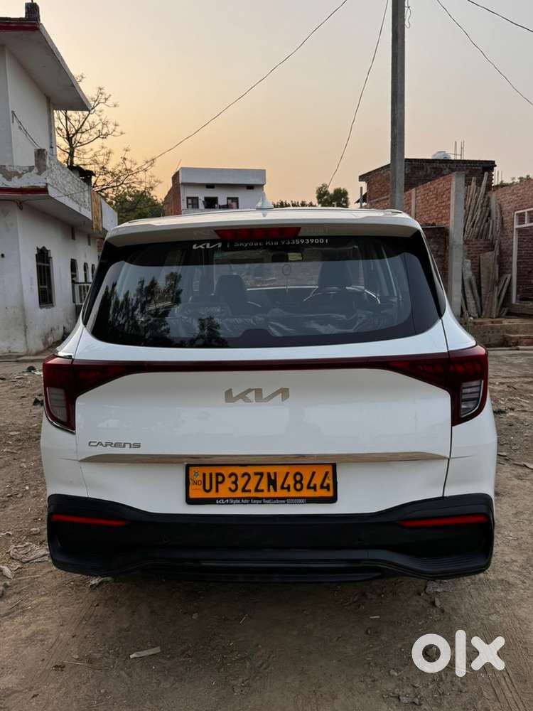 Kia Carens Petrol 2025 Model