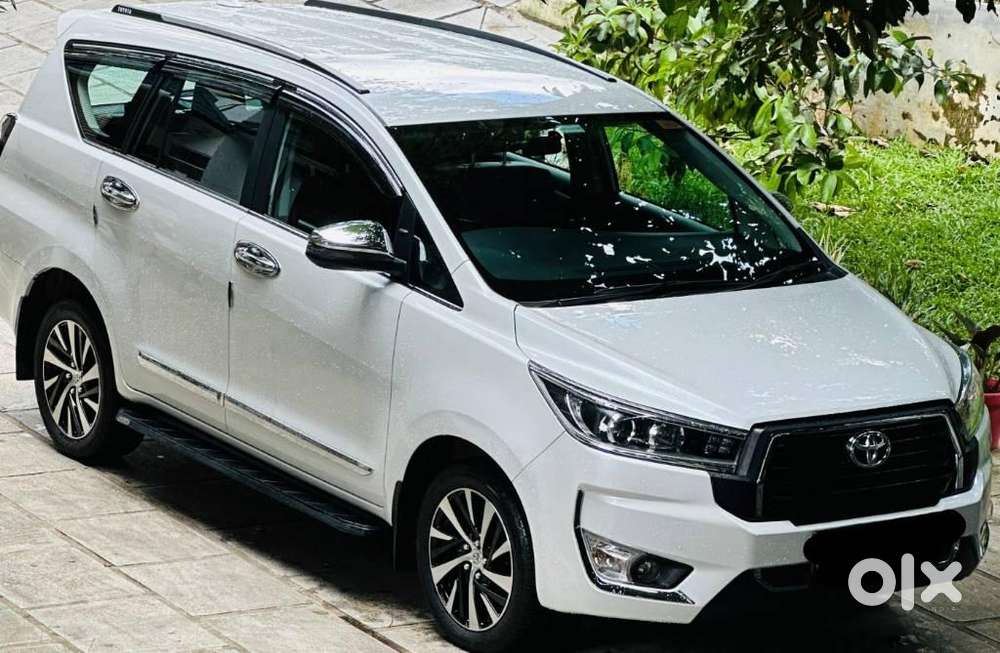 Toyota Innova Crysta 2.8 Z, 2023, Diesel