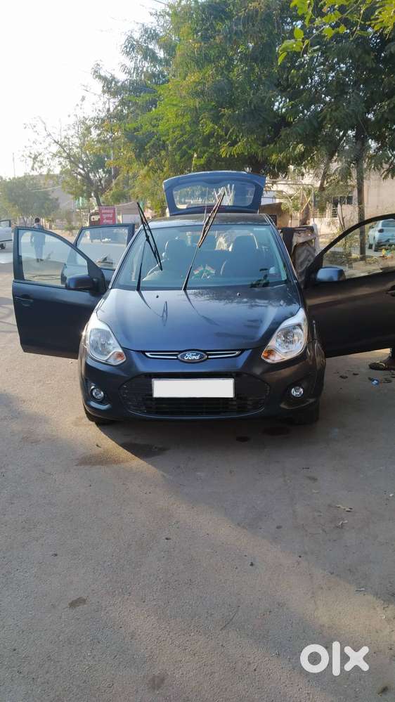 Very Good Condition, Koe Kaam Nahi Hai