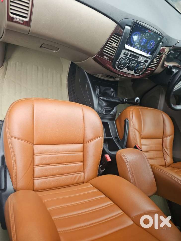 Toyota Innova 2.5 Gx 7 Str Bs-iii, 2015, Diesel