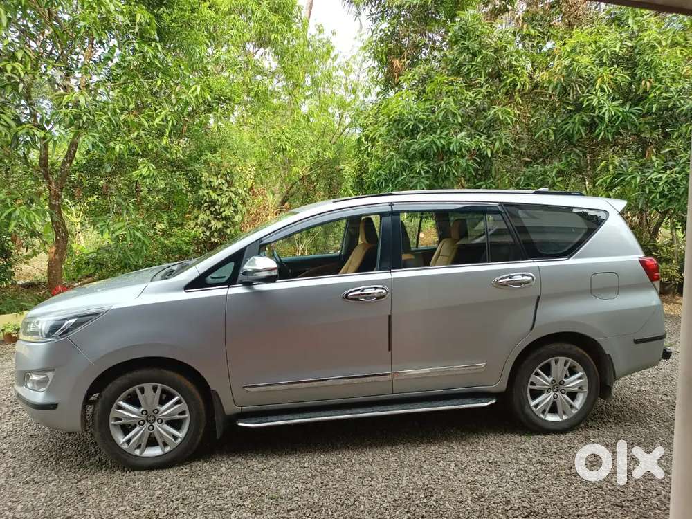 Toyota Innova Crysta Z 2.8 Automatic 2017 Diesel 138750 Km Driven