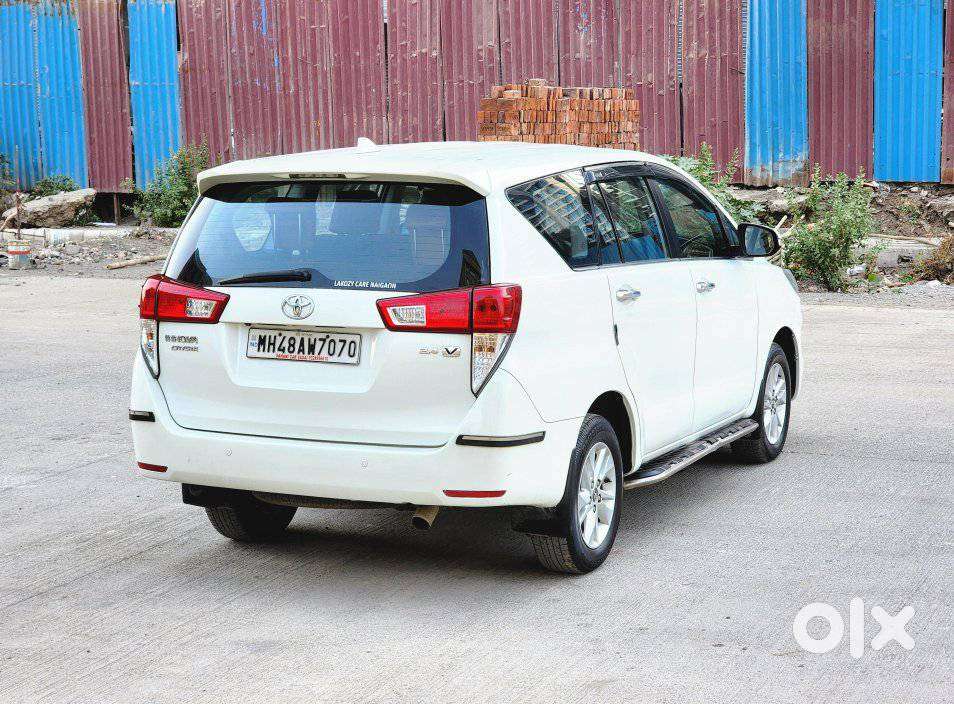 Toyota Innova Crysta 2.4 V, 2017, Diesel