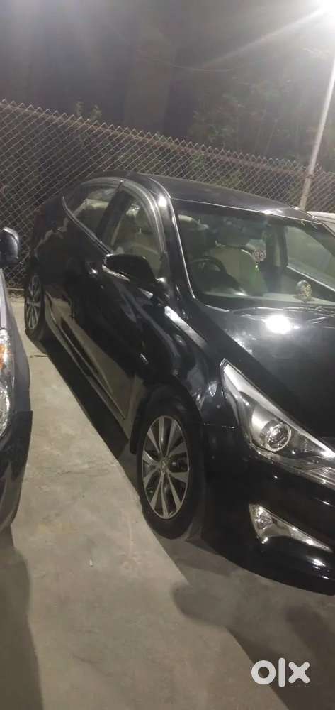 Hyundai Verna 2016 Petrol 80000 Km Driven