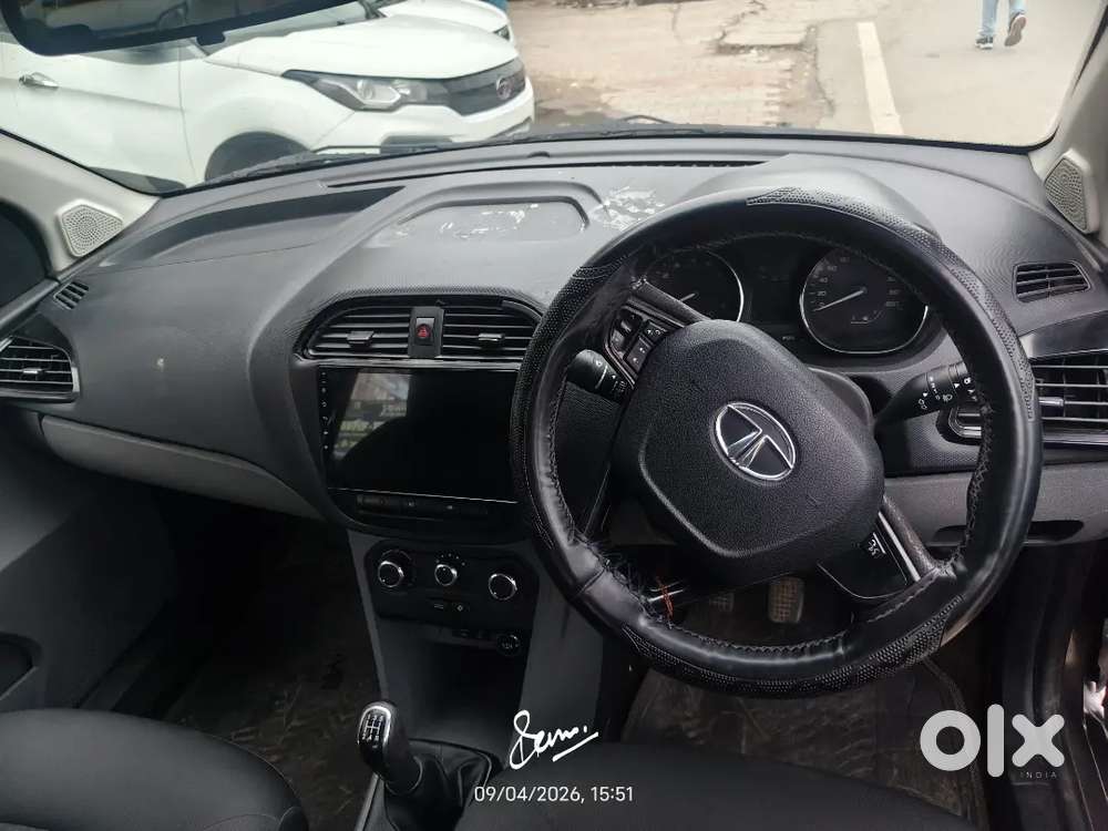 Tata Tigor Revotron Xe 2018
