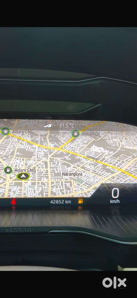 Skoda Superb 2.0 Tsi At L&k, 2022, Petrol