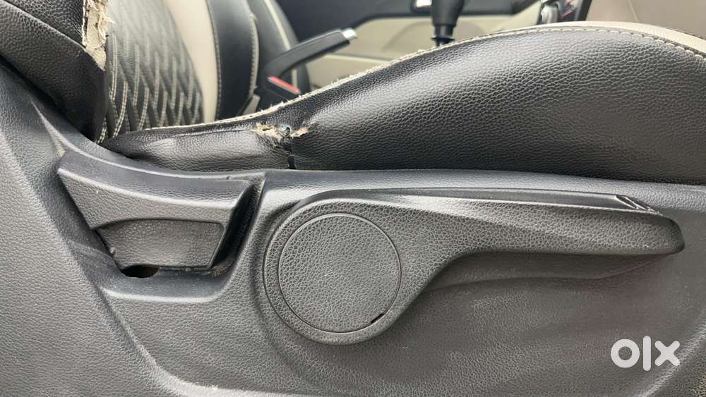 Mahindra Xuv300 W8 Diesel, 2019, Diesel