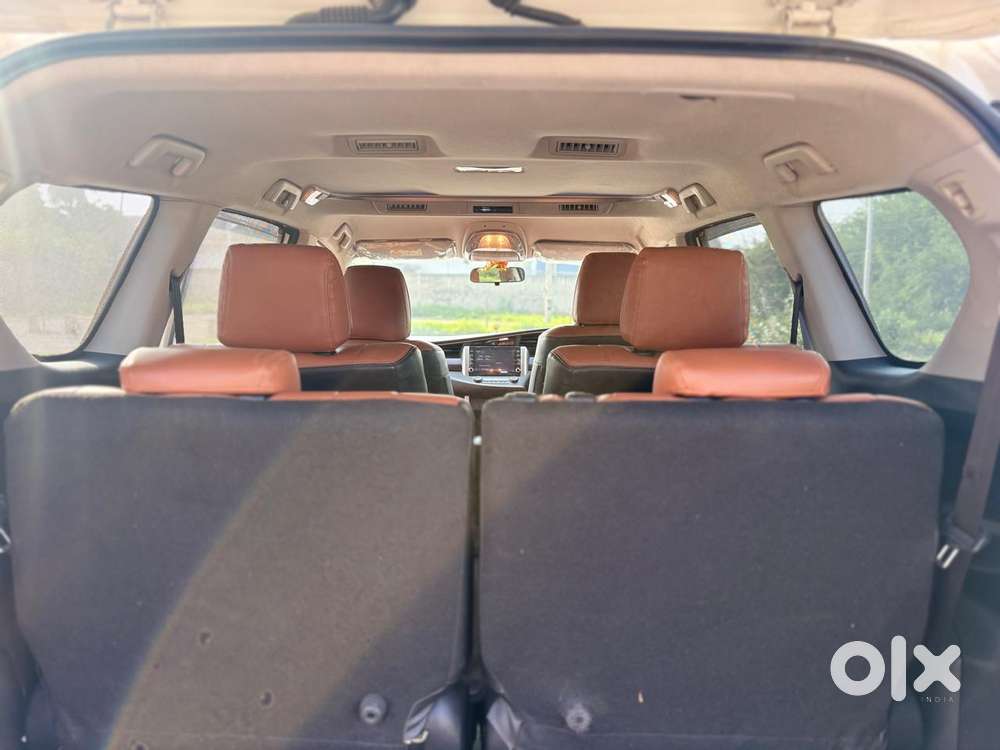 Toyota Innova Crysta [2020-ongoing] 2.4 Vx 7 Str, 2021, Diesel