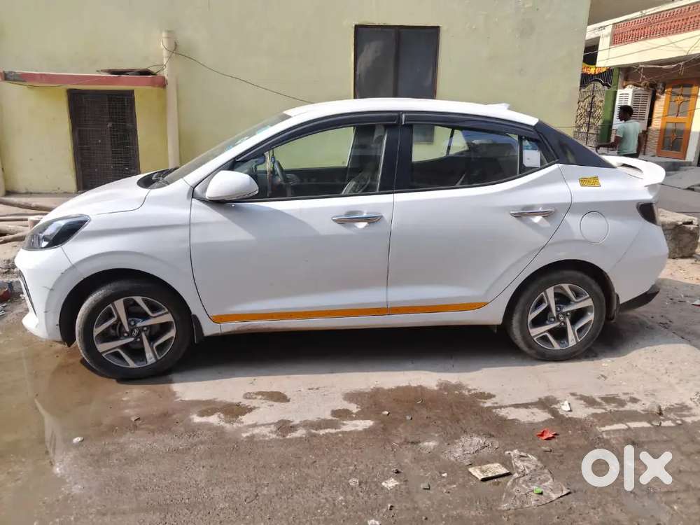 Hyundai Aura 2024 Cng & Hybrids 100000 Km Driven And 24 Emi Due