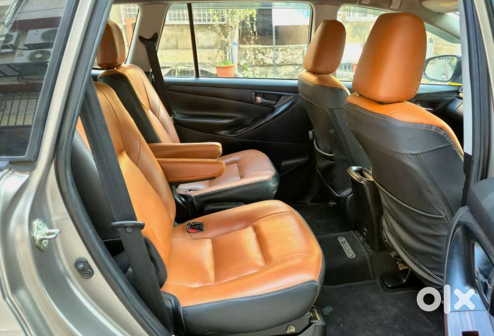 Toyota Innova Crysta