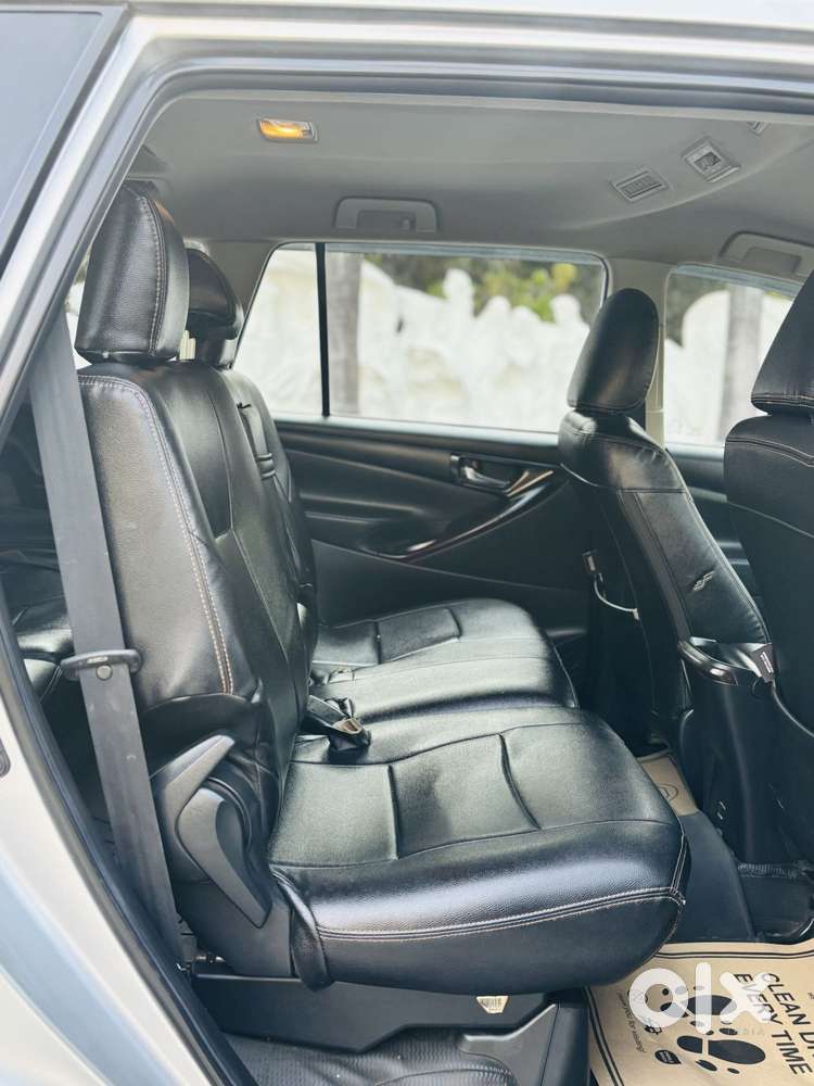 Toyota Innova Crysta 2.8 Gx At 8s, 2020, Diesel