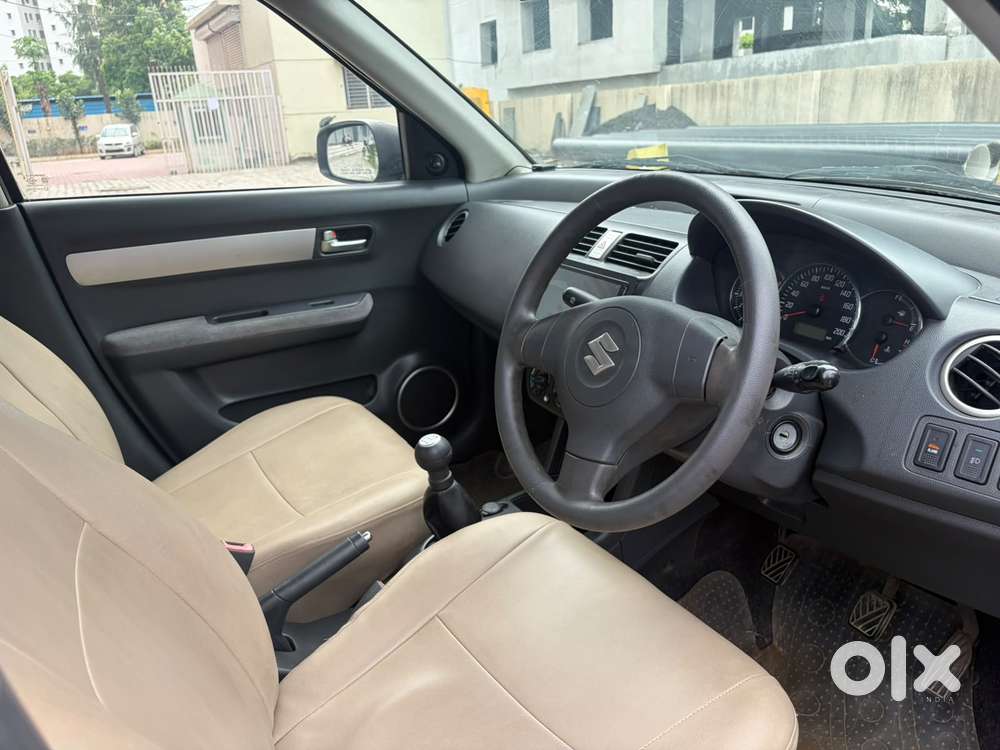 Maruti Suzuki Swift Dzire 1.3 Vxi, 2010, Petrol