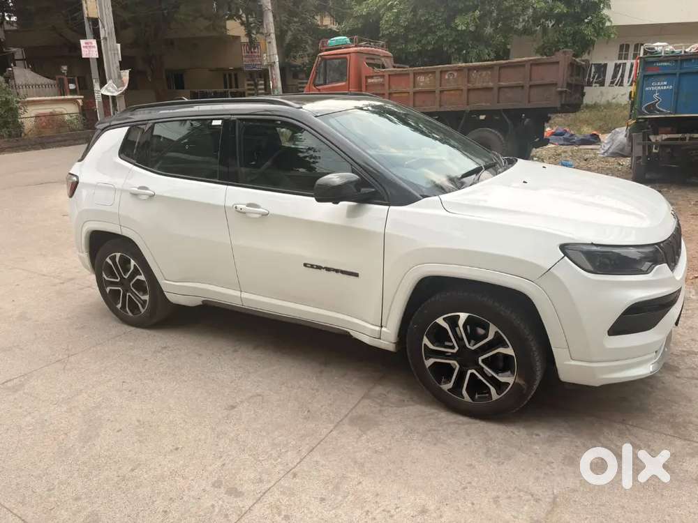 Jeep Compass Model S 1.4 Petrol Dct Automatic &ndash; Top-end Variant