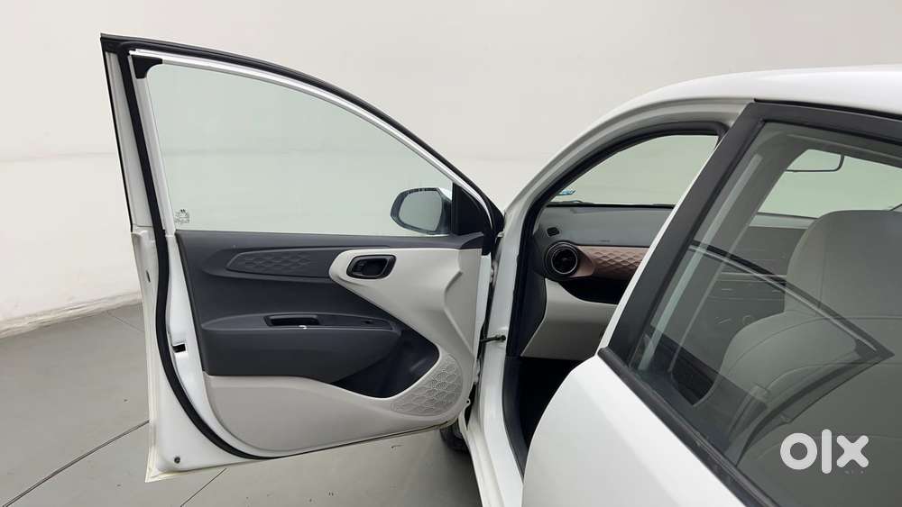 Hyundai Aura 1.2 S Petrol Amt, 2021, Petrol