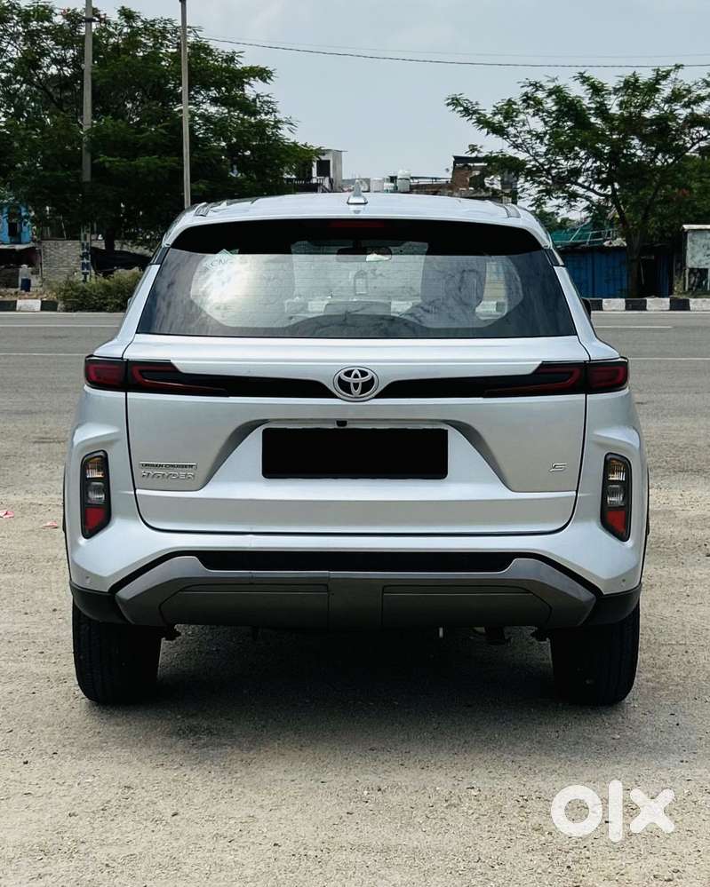 Toyota Urban Cruiser Hyryder 1.5 S E-cng, 2024, Cng & Hybrids