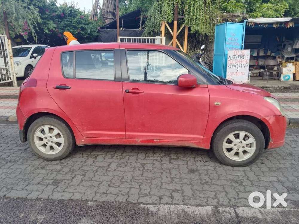 Maruti Suzuki Swift 2004-2010 1.3 Zxi, 2005, Petrol