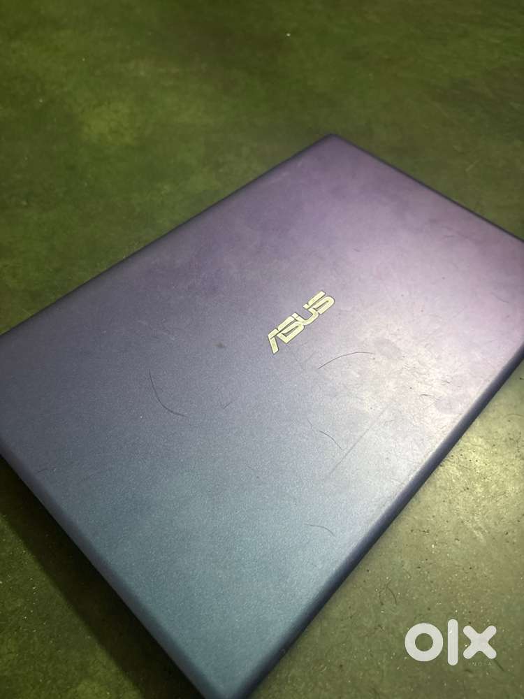 Intel i3 10th Gen 12GB RAM