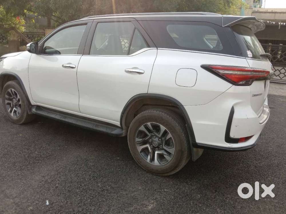 Toyota Fortuner Legender 4x2 At 2.8, 2021, Petrol