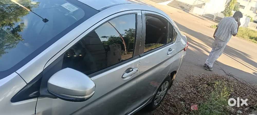 Honda Elevate Zx Cvt 2016