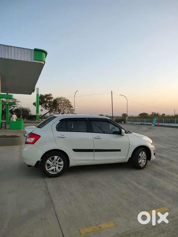 Maruti Suzuki Dzire 2014 Zxi Petrol Well Maintained + Automatic Ac