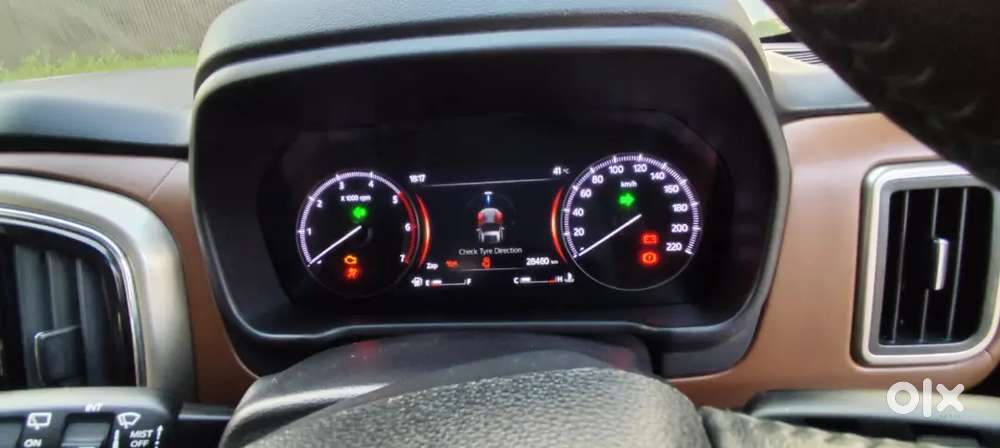 Scorpio Nz8 Select Sunroof