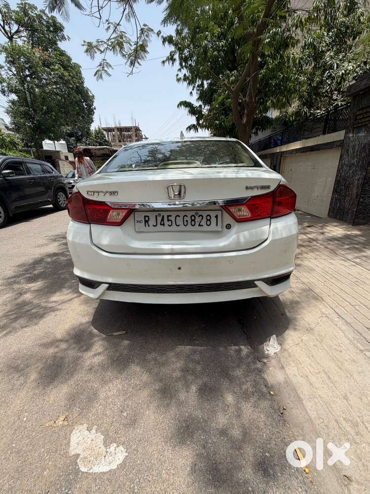 Showroom Condition Honda City Petrol 2019