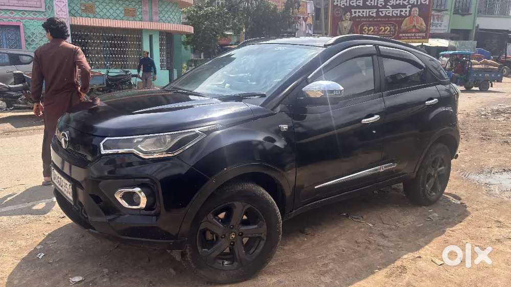 Pristine Tata Nexon Xz Plus Dark Edition 1.2 Litre Revotron