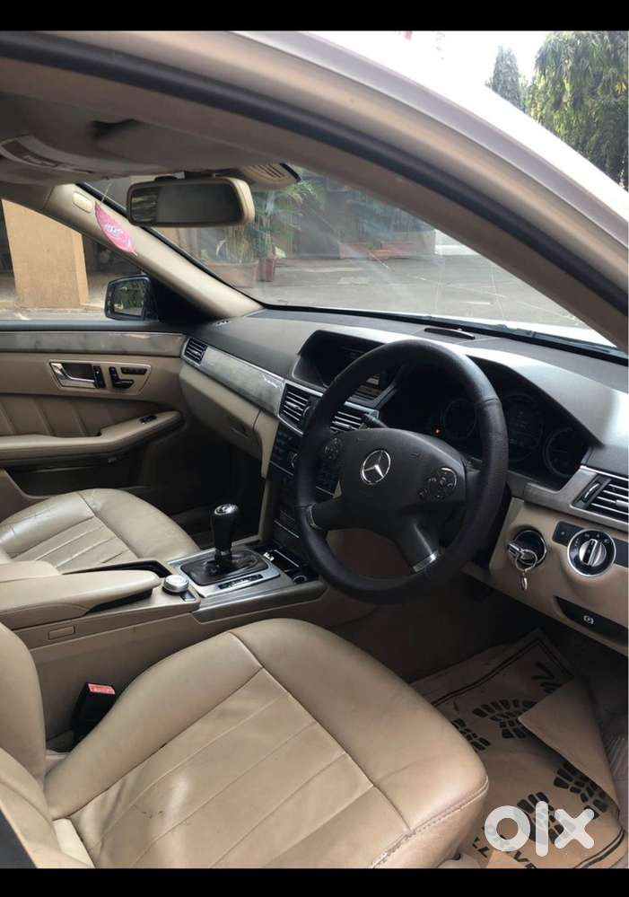 Mercedes-benz E-class 2011