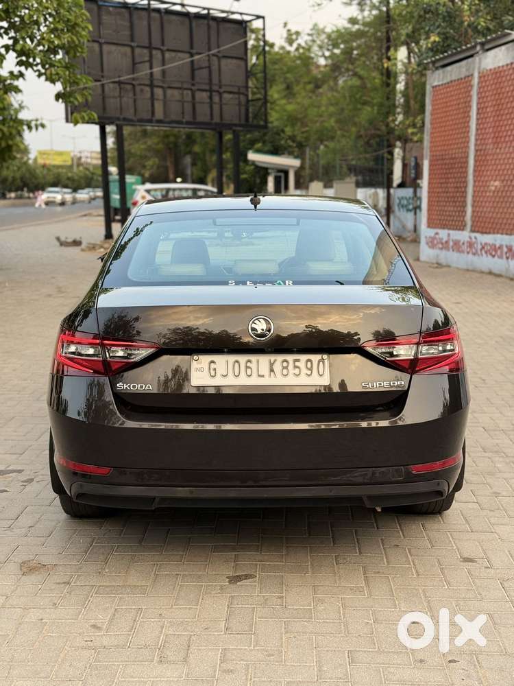 Skoda Superb 2.0 Tsi At L&k, 2018, Petrol