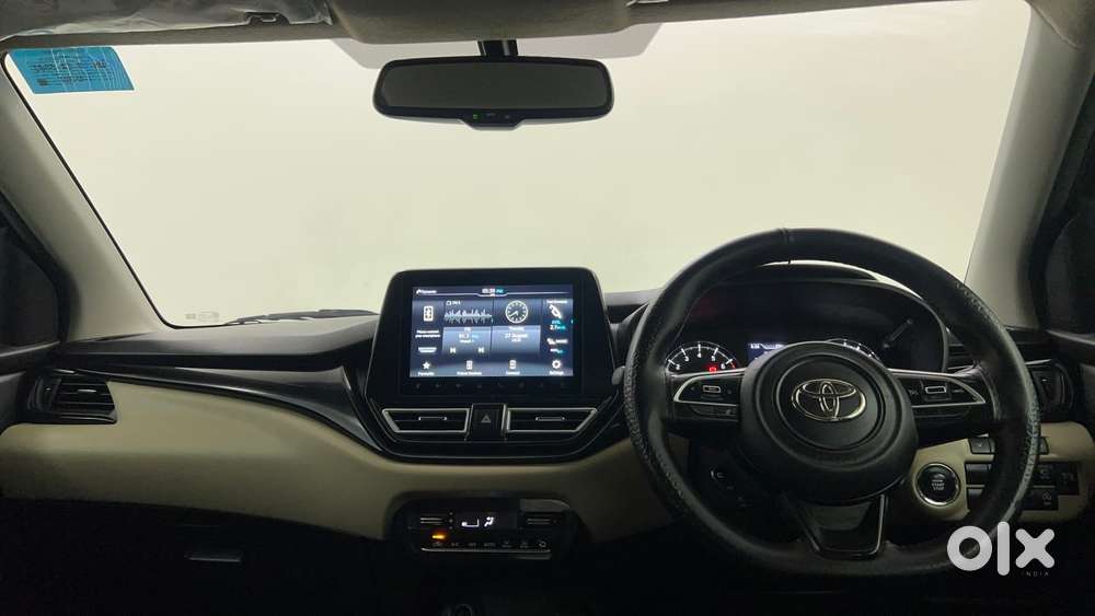Toyota Glanza 1.2 V Amt, 2022, Petrol