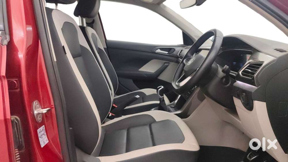 Volkswagen Taigun Topline 1.0 Tsi Mt (electric Seats), 2024, Petrol