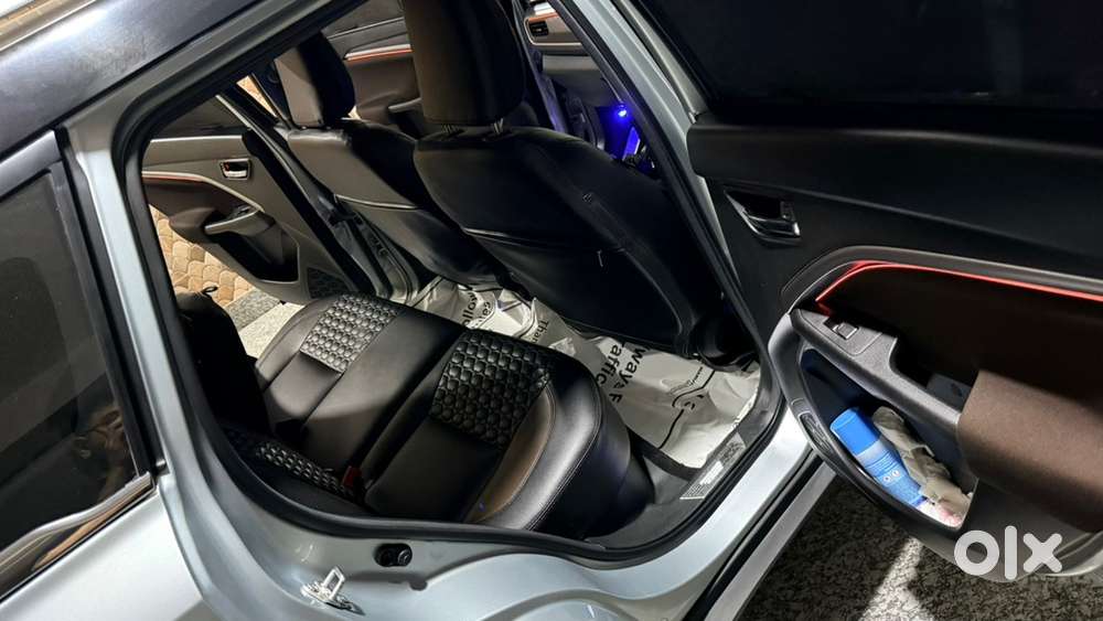 Maruti Suzuki New Brezza Zxi Hybrid Petrol