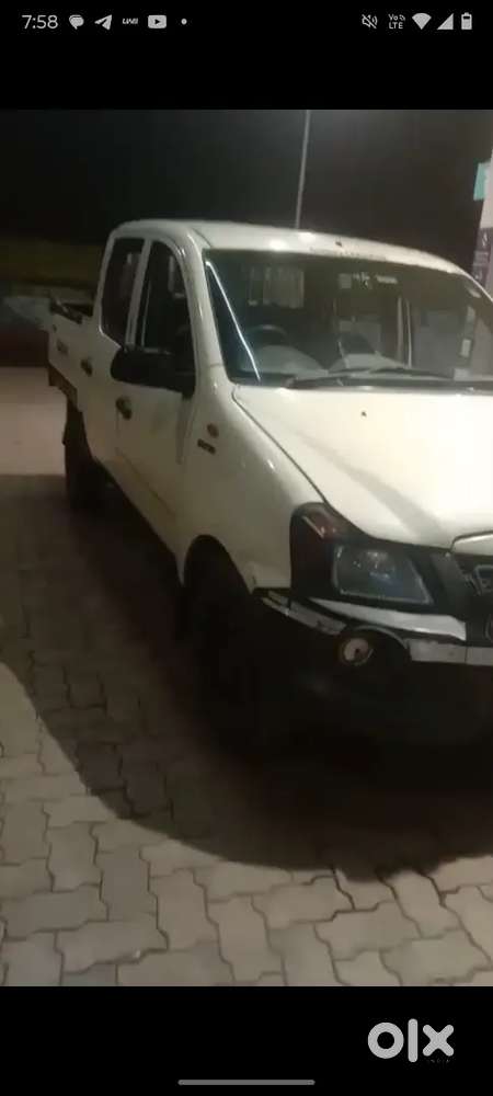 Mahindra Genio 2014 Diesel Well Maintained