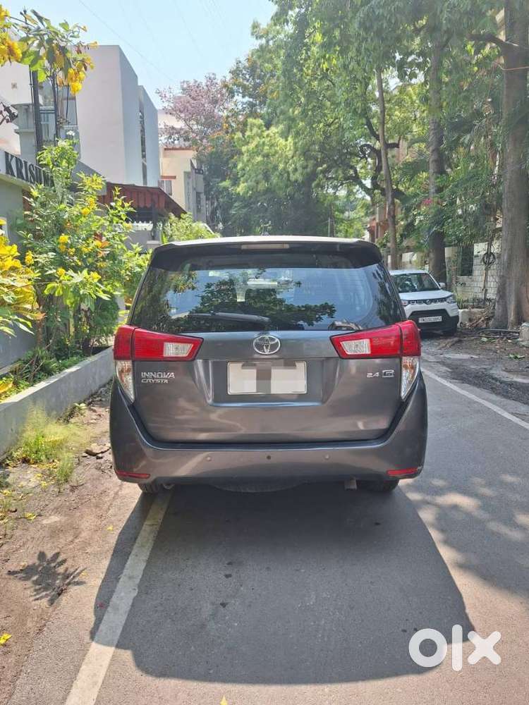 Toyota Innova Crysta 2.4 G Mt 8s, 2018, Diesel