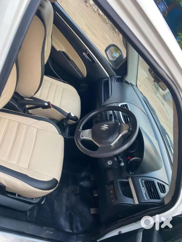 Maruti Suzuki Swift 2015 Petrol Well Maintained