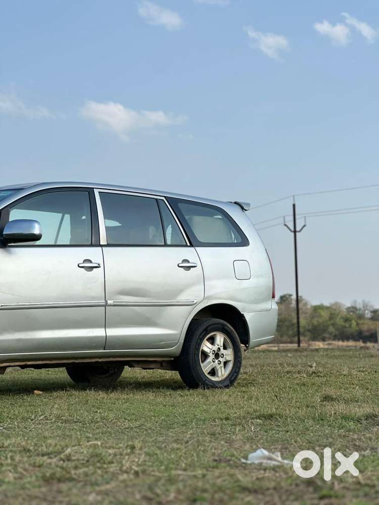 Toyota Innova 2004-2011 2.5 E Diesel Ms 8-seater, 2007, Diesel
