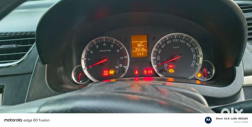 Maruti Suzuki Swift Vxi 1.2 Abs Bs-iv, 2016, Petrol