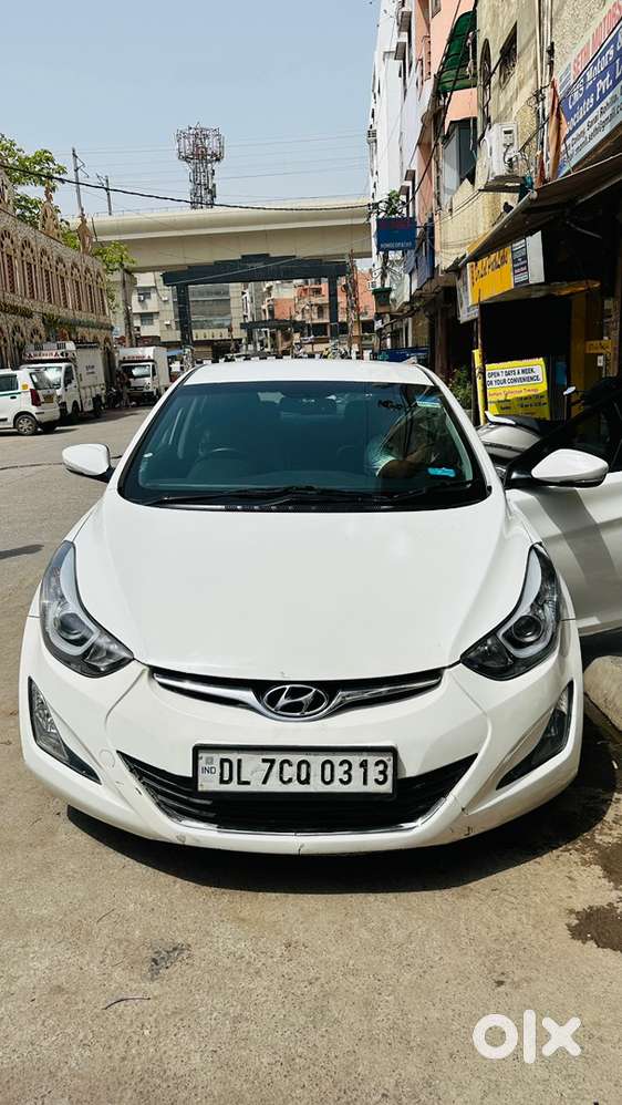 Hyundai Elantra Petrol 2015