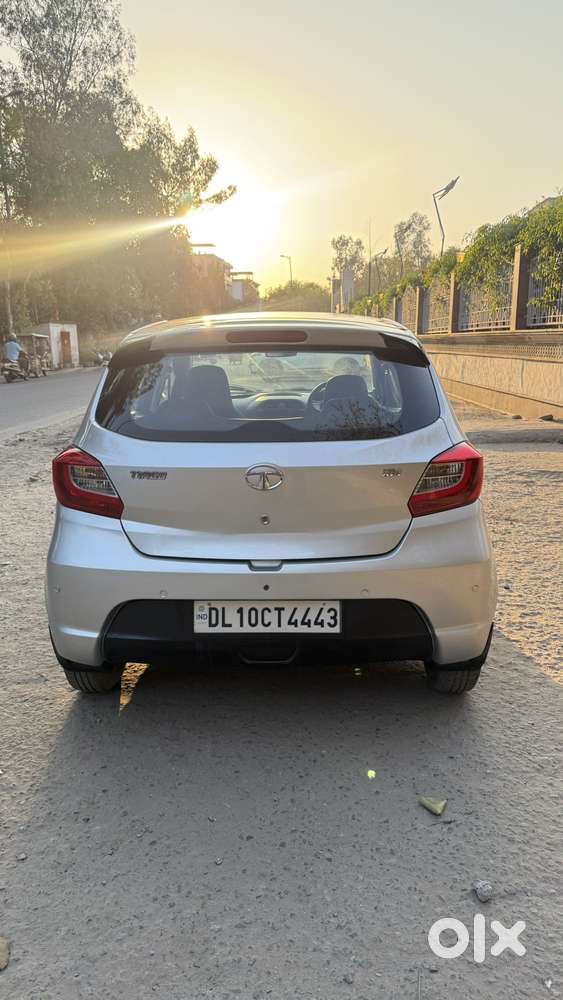 Tata Tiago 1.2 Revotron Xt Option, 2016, Petrol
