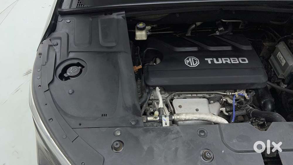 Mg Hector Plus 1.5 Sharp Turbo Cvt 6 Str, 2022, Petrol