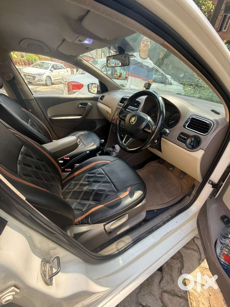 Skoda Rapid Petrol Manual 2014