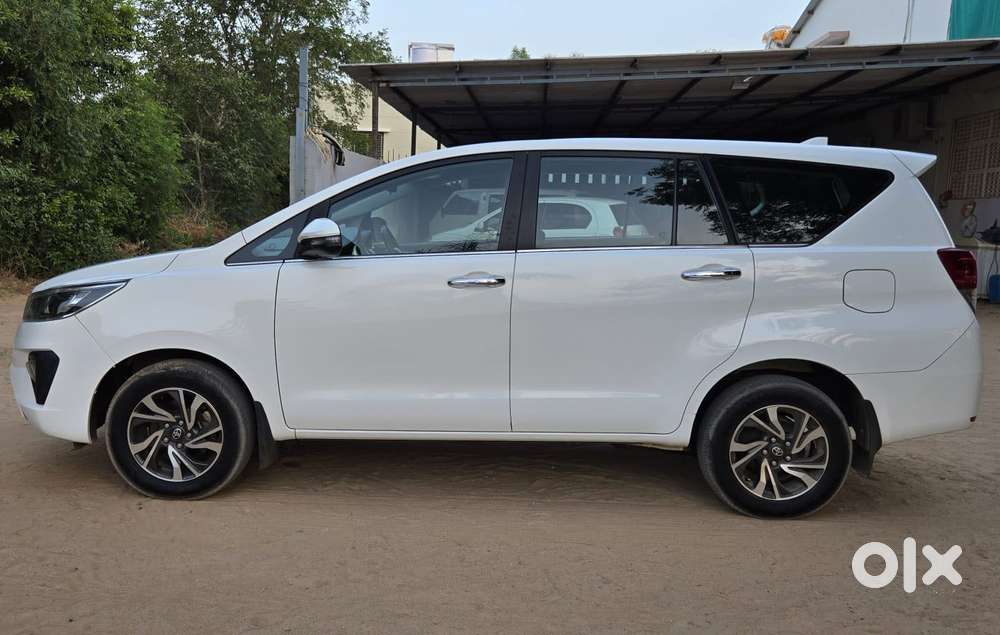 Toyota Innova Crysta 2.4 V, 2022, Diesel