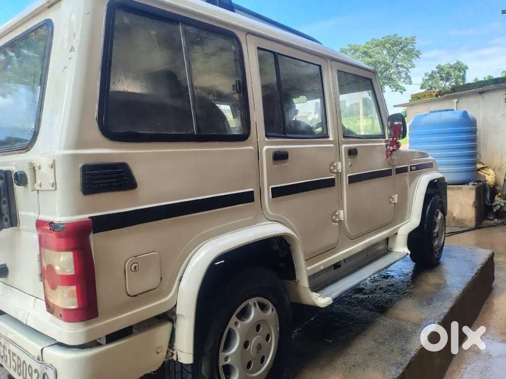 Mahindra Bolero Neo 2004